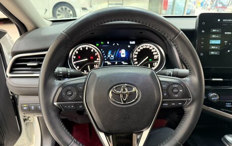 Toyota Camry, 2021 год, 2 650 000 рублей, 15 фотография