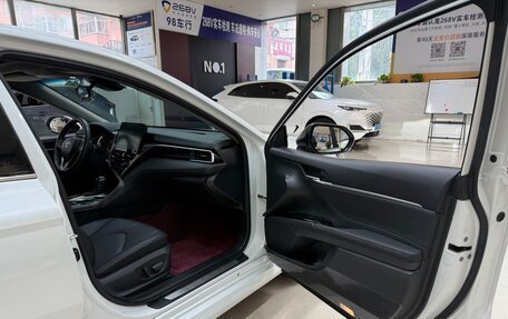 Toyota Camry, 2021 год, 2 650 000 рублей, 22 фотография