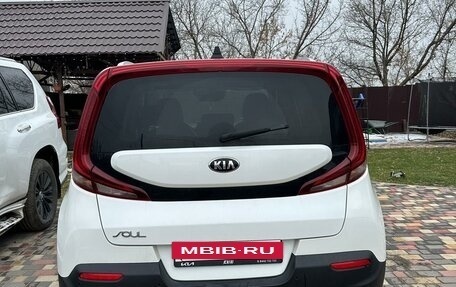 KIA Soul III, 2021 год, 2 500 000 рублей, 2 фотография