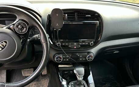 KIA Soul III, 2021 год, 2 500 000 рублей, 9 фотография