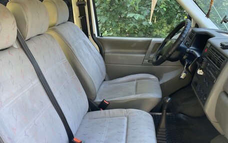 Volkswagen Transporter T4, 2000 год, 1 300 000 рублей, 9 фотография