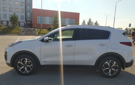 KIA Sportage IV рестайлинг, 2021 год, 2 100 000 рублей, 3 фотография