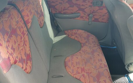Nissan Micra II, 1999 год, 170 000 рублей, 9 фотография