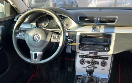 Volkswagen Passat B7, 2012 год, 975 000 рублей, 22 фотография