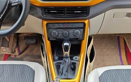Volkswagen T-Cross I, 2021 год, 1 250 001 рублей, 12 фотография