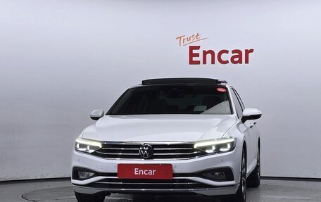 Volkswagen Passat B8 рестайлинг, 2022 год, 3 050 015 рублей, 7 фотография