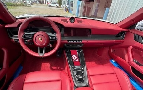 Porsche 911, 2025 год, 29 900 000 рублей, 19 фотография