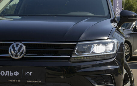 Volkswagen Tiguan II, 2019 год, 2 390 000 рублей, 26 фотография