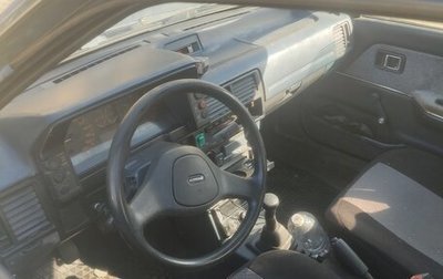 Mazda 323, 1989 год, 135 000 рублей, 1 фотография