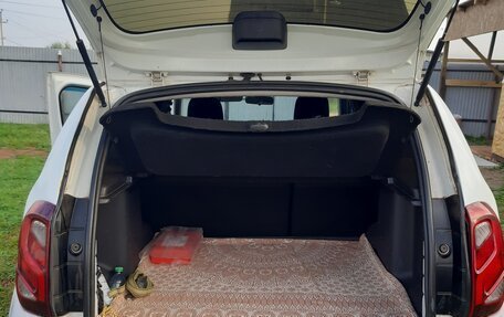 Renault Duster I рестайлинг, 2016 год, 1 050 000 рублей, 5 фотография