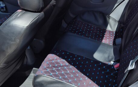 Hyundai Accent II, 2005 год, 600 000 рублей, 3 фотография