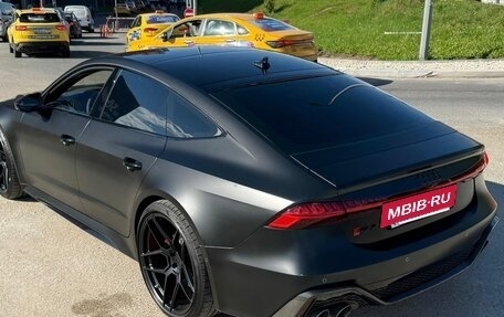 Audi R8, 2016 год, 16 000 000 рублей, 3 фотография