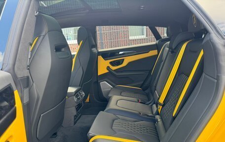 Lamborghini Urus I, 2025 год, 47 900 000 рублей, 15 фотография