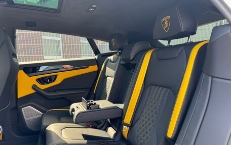 Lamborghini Urus I, 2025 год, 47 900 000 рублей, 13 фотография