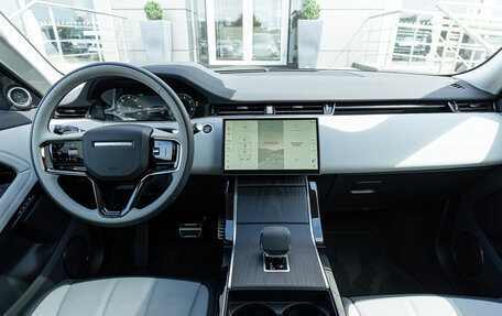 Land Rover Range Rover Evoque II, 2024 год, 6 390 000 рублей, 10 фотография