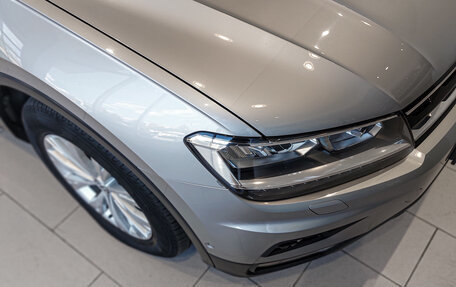 Volkswagen Tiguan II, 2018 год, 1 988 000 рублей, 4 фотография