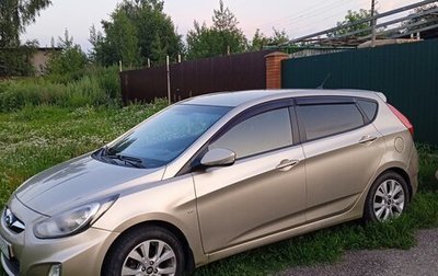 Hyundai Solaris II рестайлинг, 2012 год, 750 000 рублей, 1 фотография