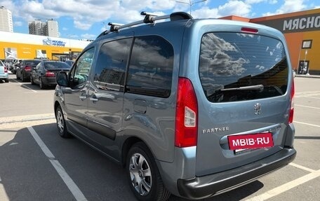 Peugeot Partner II рестайлинг 2, 2011 год, 720 000 рублей, 3 фотография