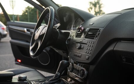 Mercedes-Benz C-Класс, 2009 год, 1 400 000 рублей, 36 фотография