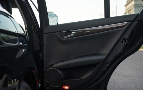 Mercedes-Benz C-Класс, 2009 год, 1 400 000 рублей, 39 фотография