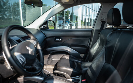 Mitsubishi Outlander III рестайлинг 3, 2007 год, 750 000 рублей, 12 фотография