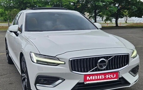 Volvo S60 III, 2020 год, 2 315 000 рублей, 2 фотография