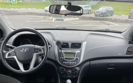 Hyundai Solaris II рестайлинг, 2012 год, 900 000 рублей, 9 фотография