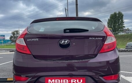 Hyundai Solaris II рестайлинг, 2012 год, 900 000 рублей, 4 фотография