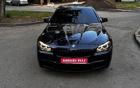BMW 5 серия, 2012 год, 1 590 000 рублей, 3 фотография