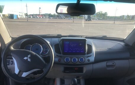 Mitsubishi L200 IV рестайлинг, 2008 год, 1 400 000 рублей, 7 фотография