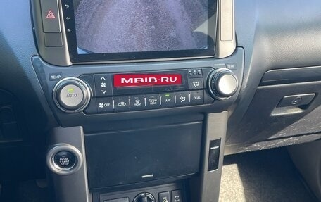 Toyota Land Cruiser Prado 150 рестайлинг 2, 2010 год, 2 990 000 рублей, 21 фотография