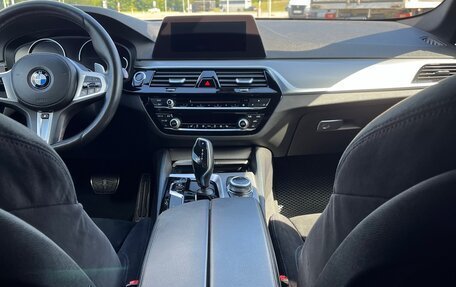BMW 5 серия, 2019 год, 2 950 000 рублей, 9 фотография