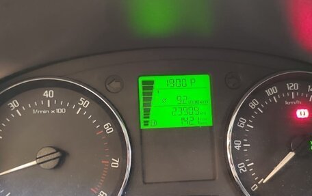 Skoda Fabia II, 2011 год, 1 100 000 рублей, 10 фотография