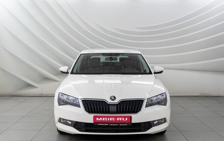 Skoda Superb III рестайлинг, 2019 год, 1 698 000 рублей, 2 фотография