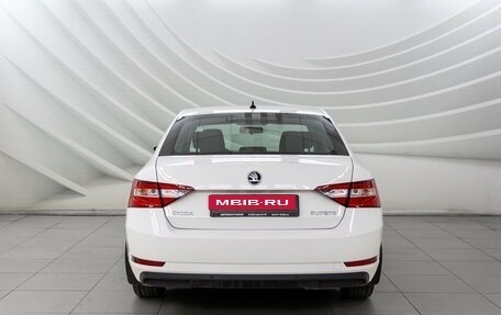 Skoda Superb III рестайлинг, 2019 год, 1 698 000 рублей, 6 фотография