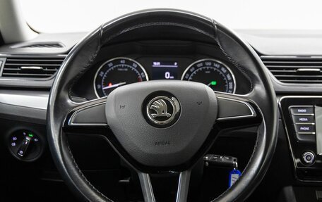 Skoda Superb III рестайлинг, 2019 год, 1 698 000 рублей, 16 фотография