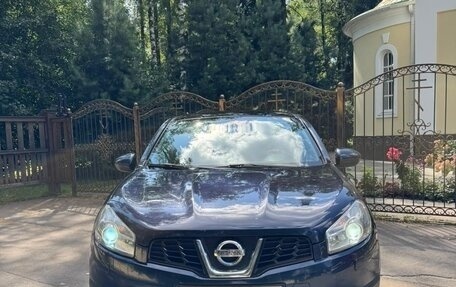 Nissan Qashqai, 2011 год, 800 000 рублей, 2 фотография