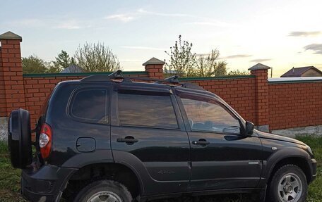 Chevrolet Niva I рестайлинг, 2014 год, 580 000 рублей, 3 фотография