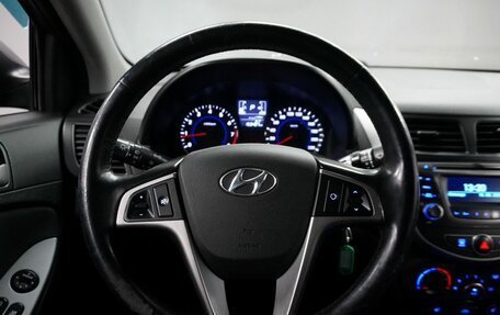 Hyundai Solaris II рестайлинг, 2016 год, 1 050 000 рублей, 10 фотография