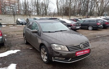 Volkswagen Passat B7, 2013 год, 786 000 рублей, 2 фотография