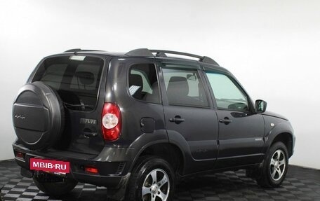 Chevrolet Niva I рестайлинг, 2017 год, 715 000 рублей, 6 фотография
