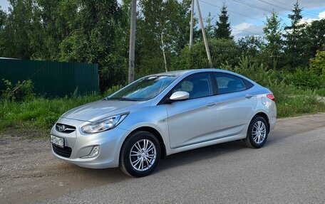 Hyundai Solaris II рестайлинг, 2013 год, 699 000 рублей, 5 фотография