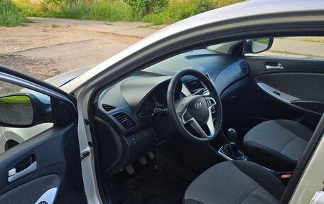 Hyundai Solaris II рестайлинг, 2013 год, 699 000 рублей, 8 фотография