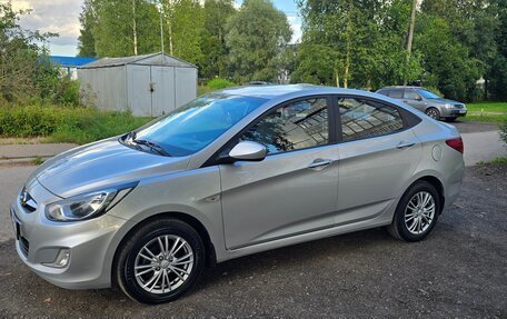 Hyundai Solaris II рестайлинг, 2013 год, 699 000 рублей, 19 фотография