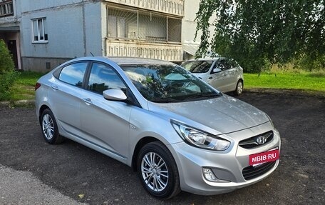 Hyundai Solaris II рестайлинг, 2013 год, 699 000 рублей, 11 фотография