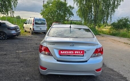 Hyundai Solaris II рестайлинг, 2013 год, 699 000 рублей, 15 фотография