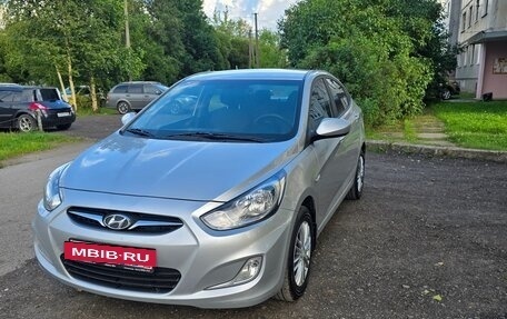 Hyundai Solaris II рестайлинг, 2013 год, 699 000 рублей, 17 фотография