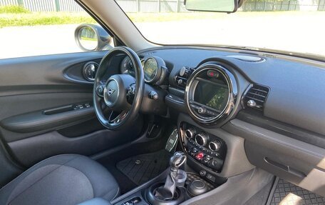 MINI Clubman, 2018 год, 1 850 000 рублей, 3 фотография