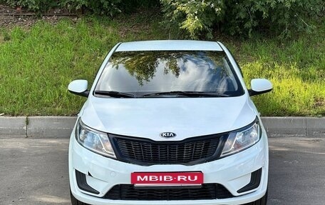 KIA Rio III рестайлинг, 2014 год, 500 000 рублей, 2 фотография