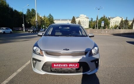 KIA Rio IV, 2018 год, 1 550 000 рублей, 3 фотография